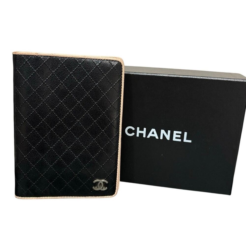 CHANEL Black Diamond Quilted Leather Small Ring Agenda Cover w Box